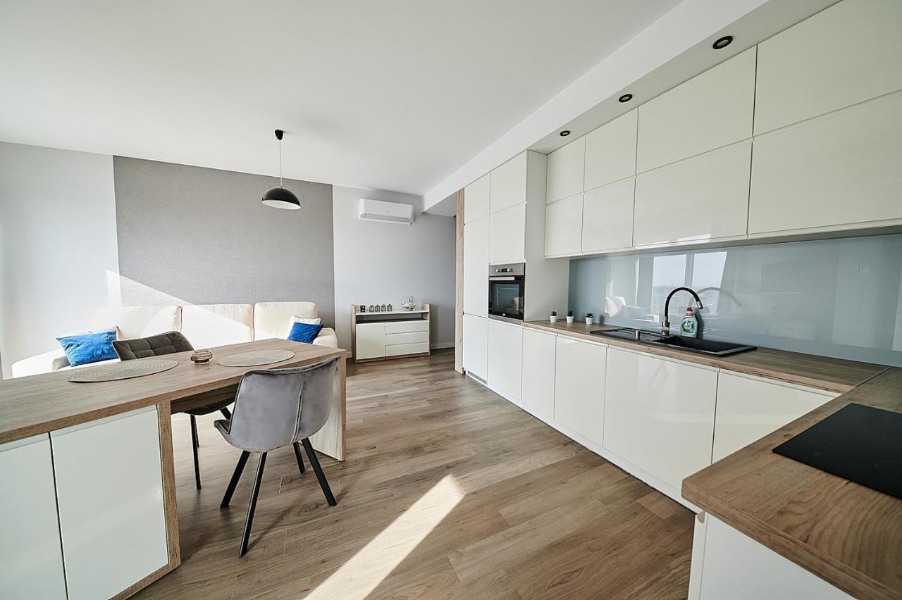 Capital Towers Rent Apartments Rzeszow Dış mekan fotoğraf